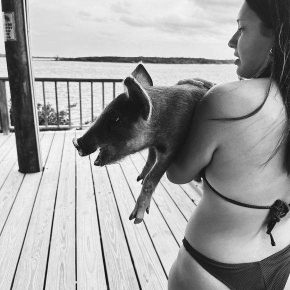 Meet your Posher, Delana - Picture 1 of 1